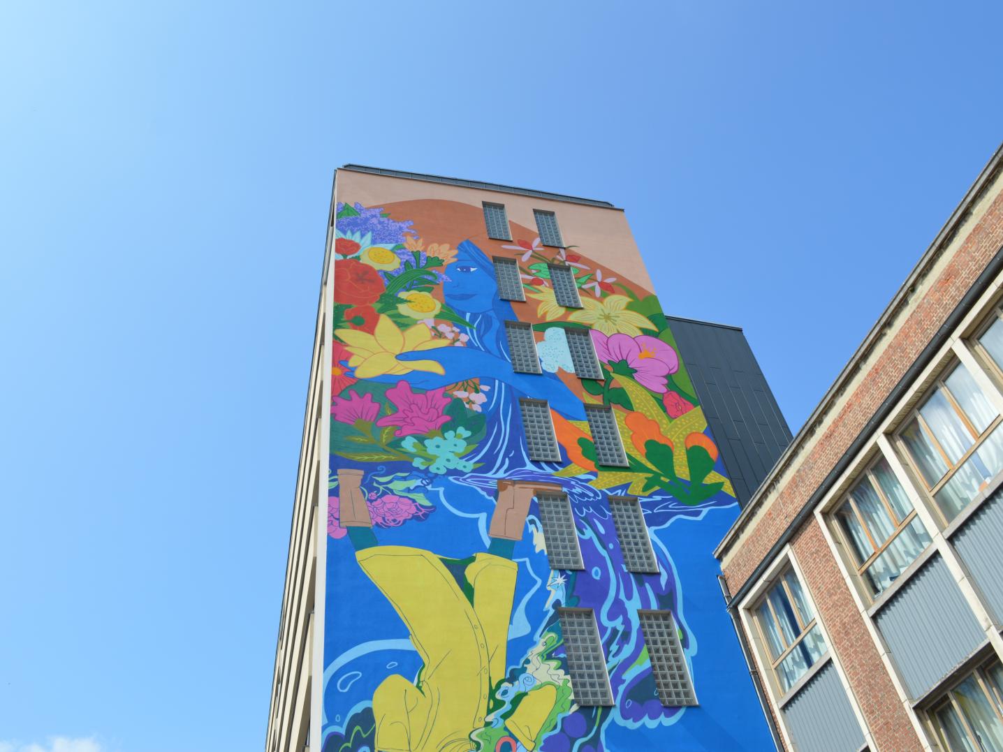 Mural ''Flowers'' on the school Institut Saint-André by Drachman and Durieux